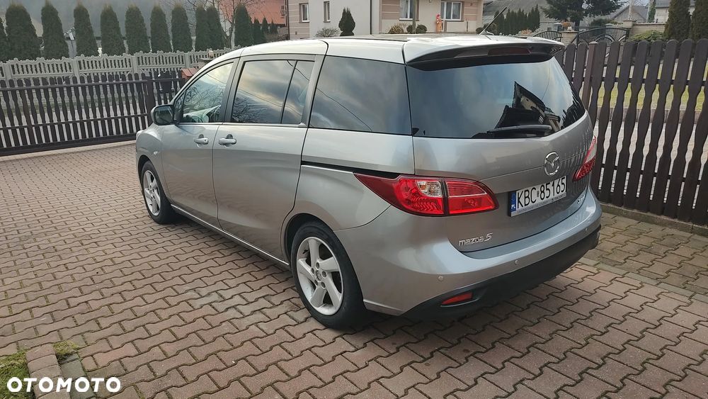 Mazda 5 - 6