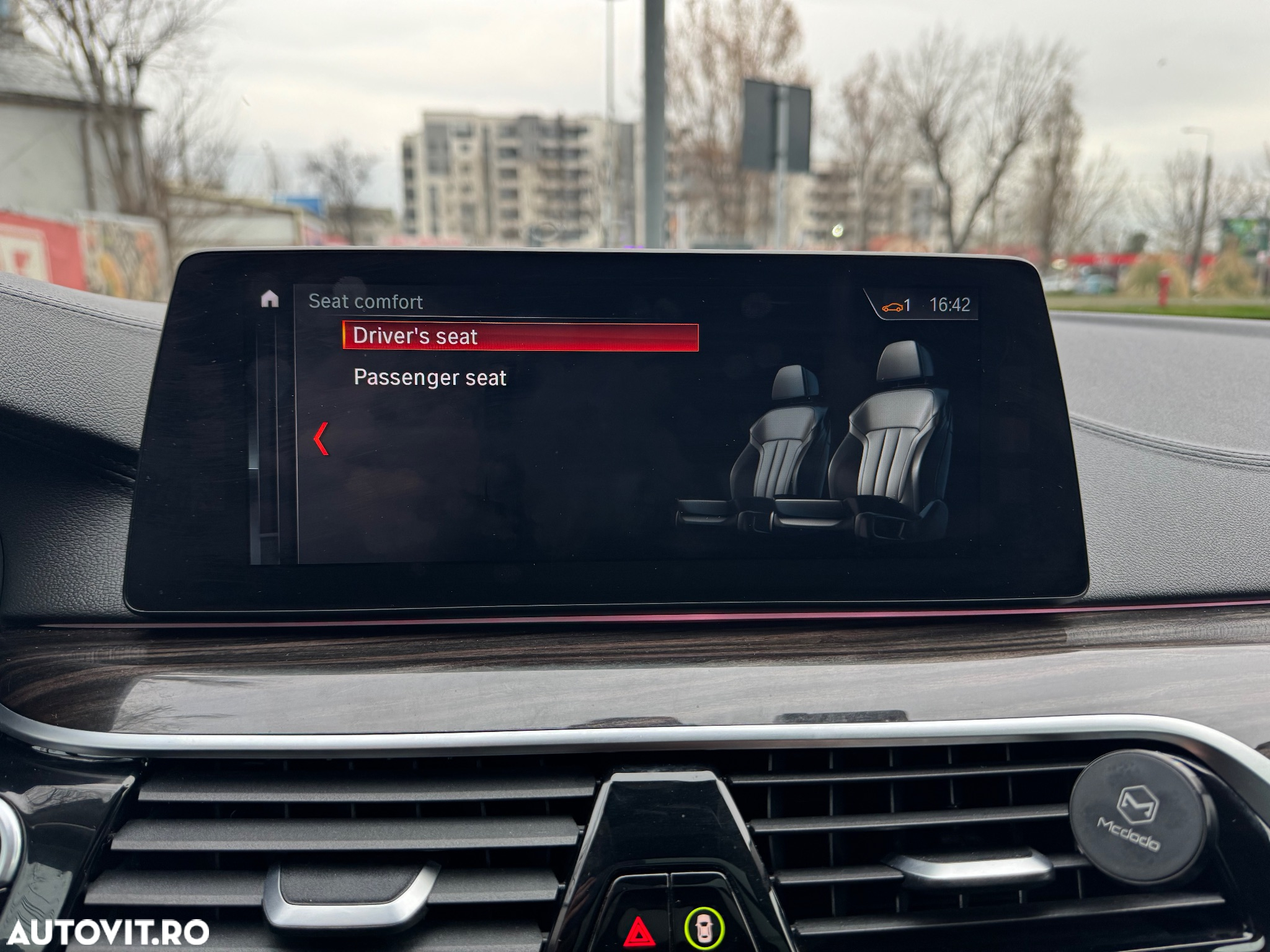 BMW Seria 5 520d xDrive Touring Aut. Luxury Line - 34