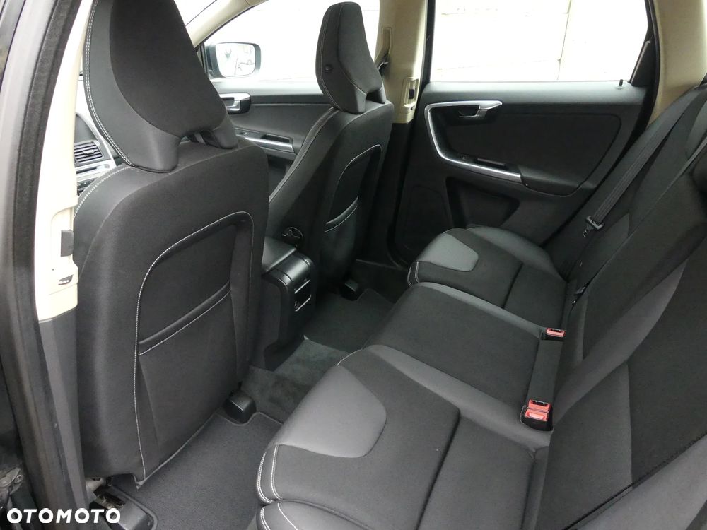 Volvo XC 60 D3 Edition Pro - 14