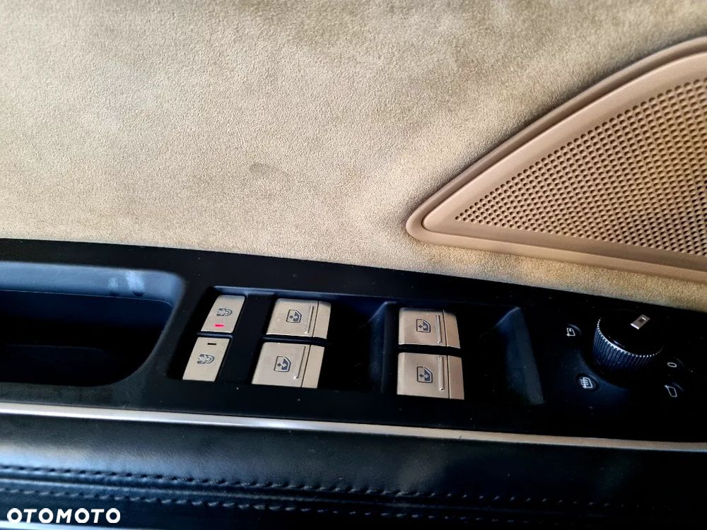 Audi A8 50 TDI quattro tiptronic - 13