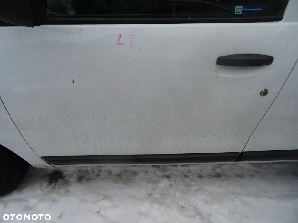 WYPRZEDAZ DACIA DOKKER LEWY BLOTNIK BIALY DV369 nr 12 MALA SKAZA ROZNE INNE CZESCI - 10