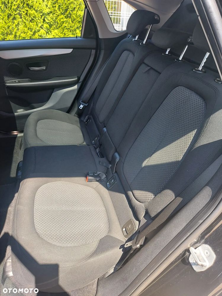 BMW Seria 2 218d Advantage - 12