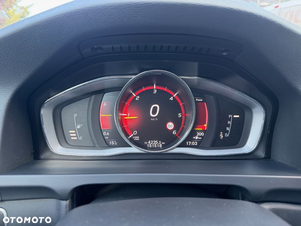 Volvo V60 D2 Geartronic Summum - 10