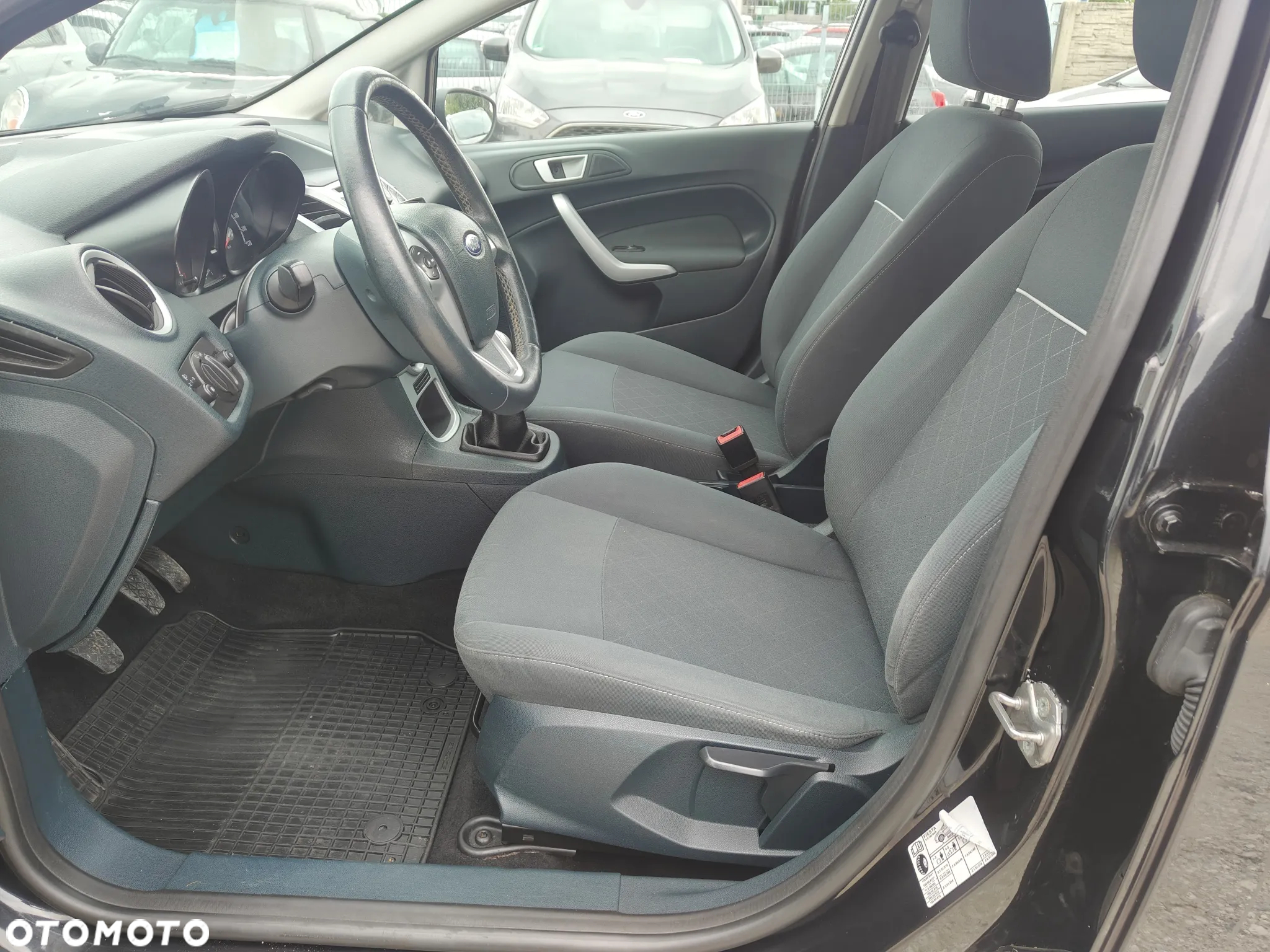 Ford Fiesta 1.25 Champions Edition - 12