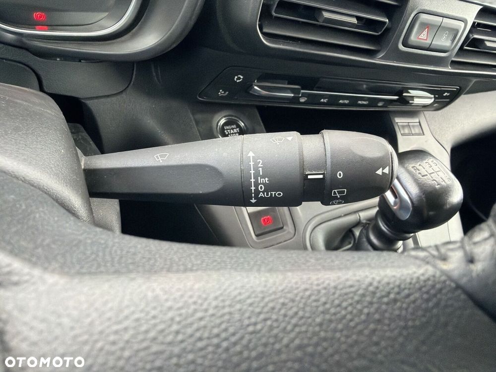 Toyota Proace City Verso Long 1.5 D-4D Family - 19