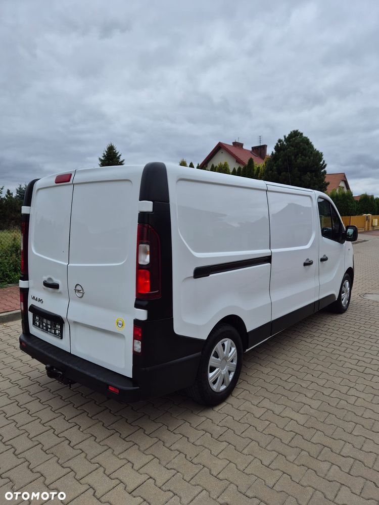 Opel Vivaro 2017r LONG 180tys km webasto super stan - 7