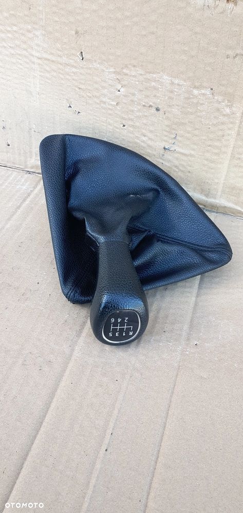 Gałka mieszek zmiany biegów 6 biegów BMW 1 E81 7570506 - 5