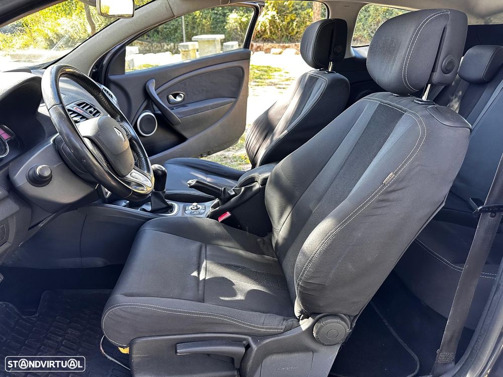 Renault Mégane Coupe 1.5 dCi Dynamique - 8