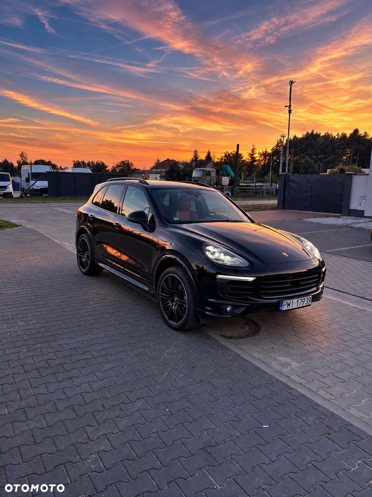 Porsche Cayenne - 3