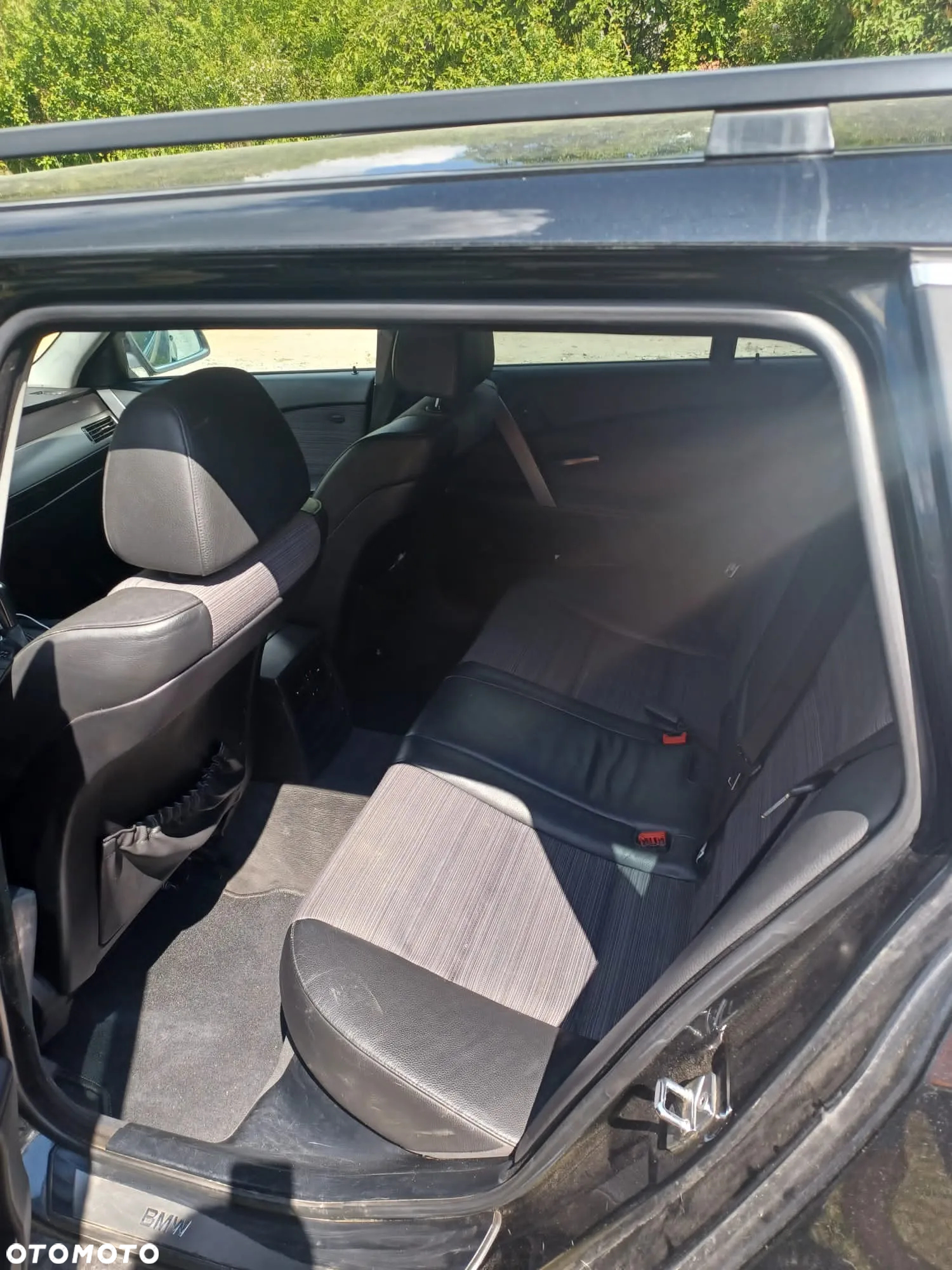 BMW Seria 5 520d Touring - 13