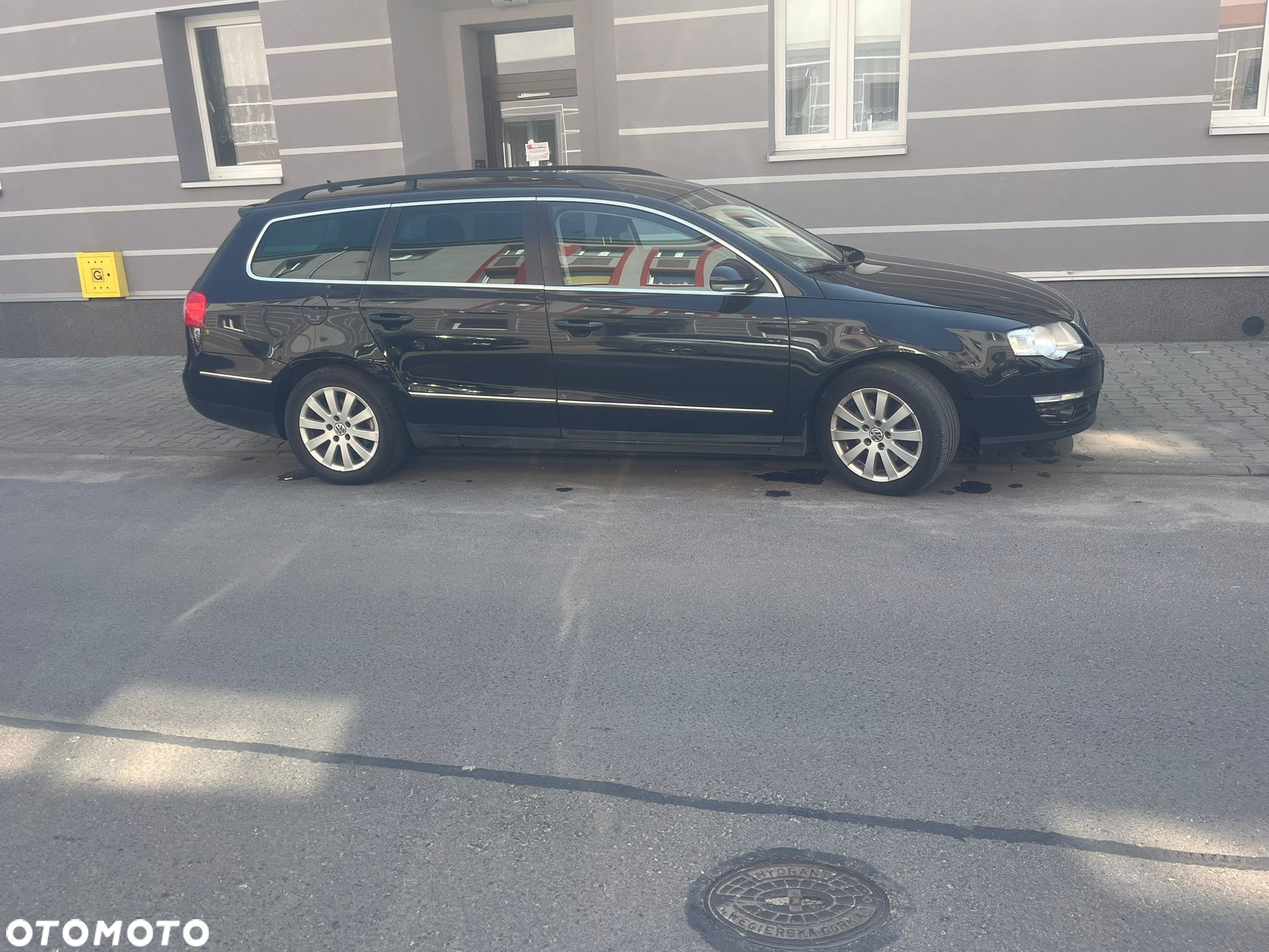 Volkswagen Passat 1.6 FSI Comfortline - 2