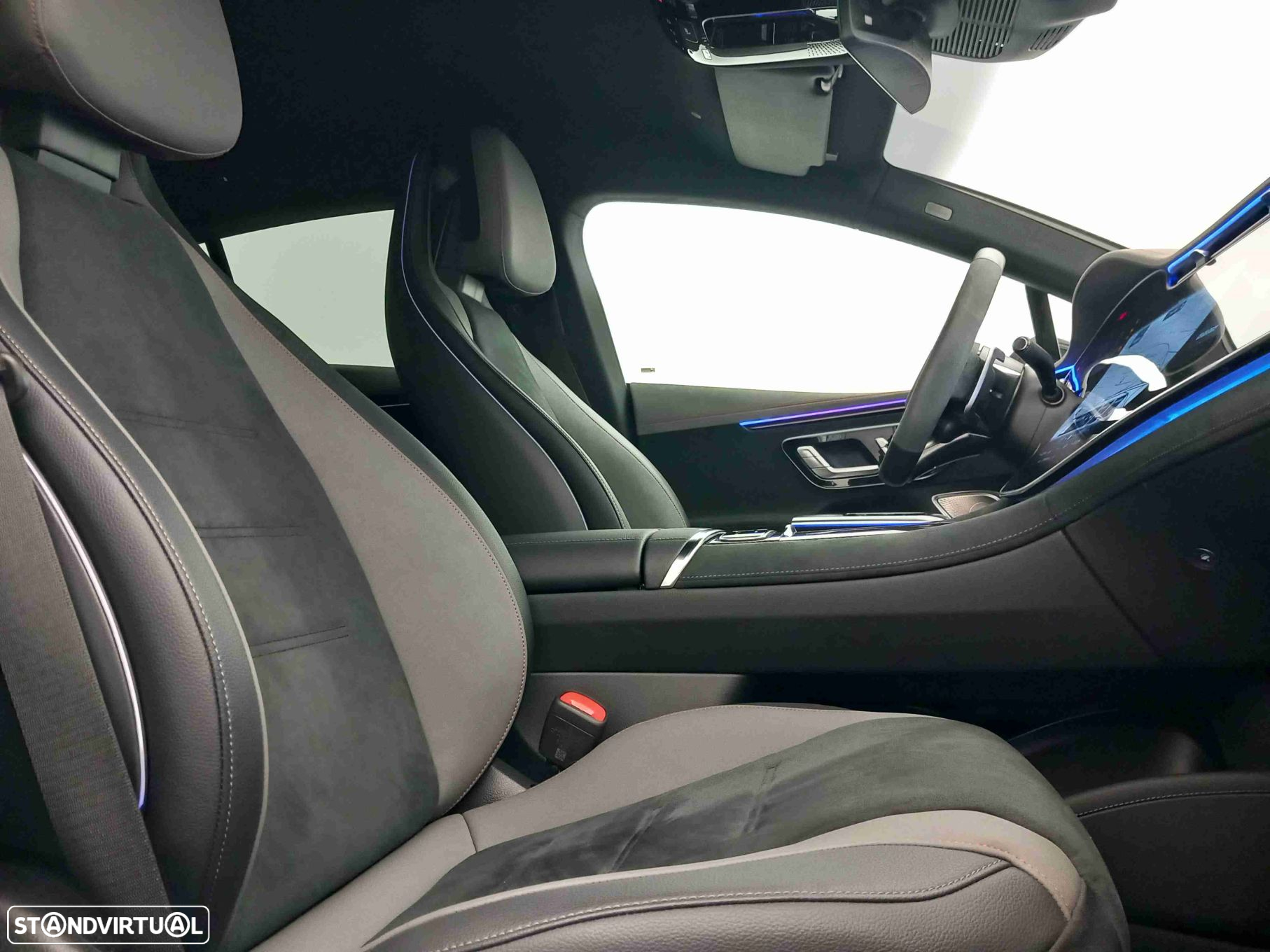 Mercedes-Benz EQE 43 AMG 4Matic - 30