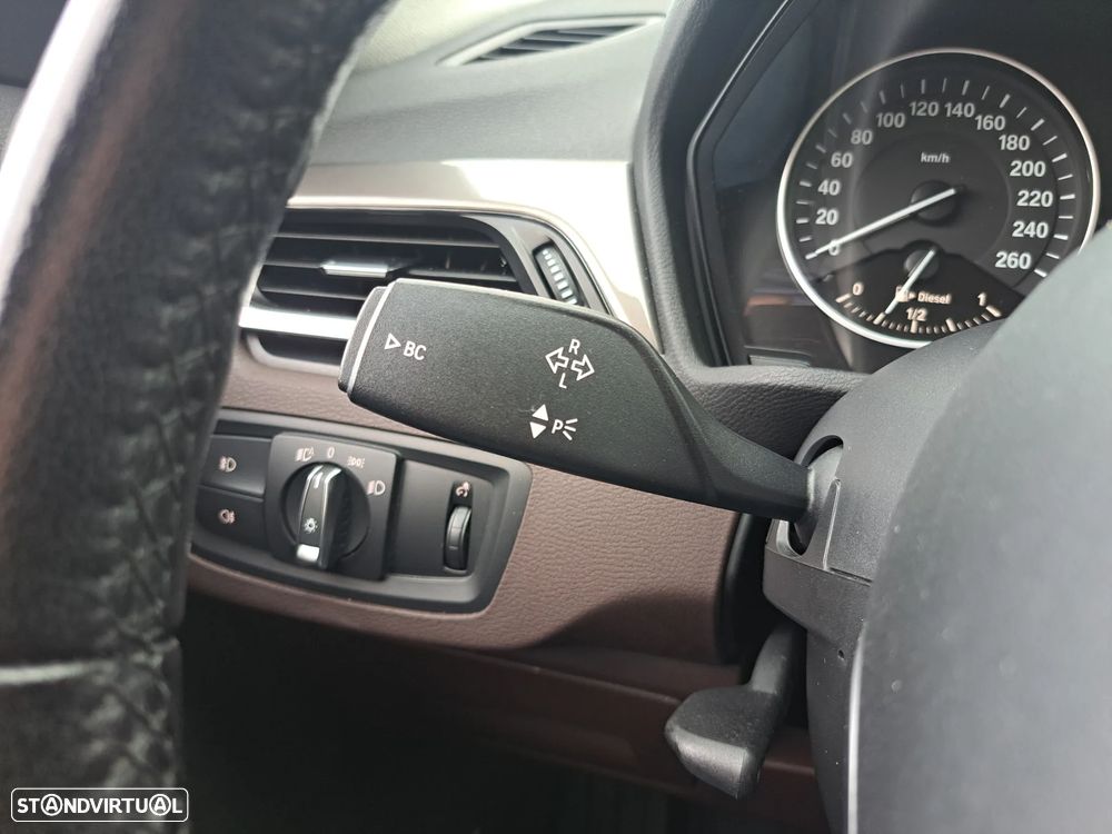 BMW X1 sDrive18d Aut. xLine - 24