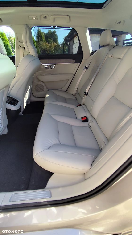 Volvo V90 - 30