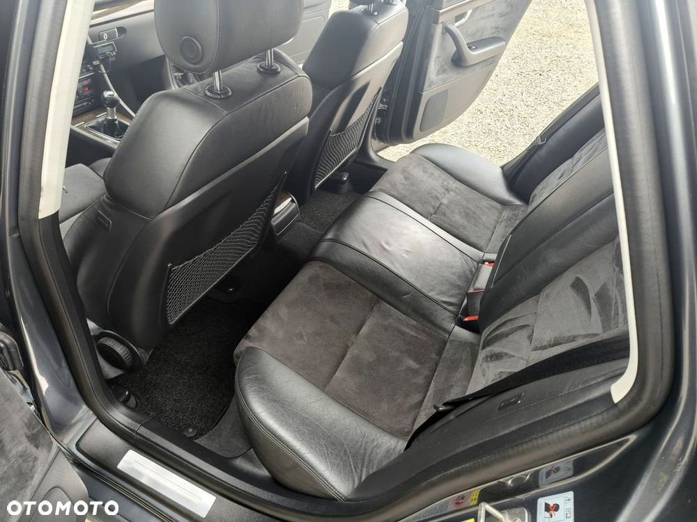 Audi A4 Avant 2.0 T FSI - 19