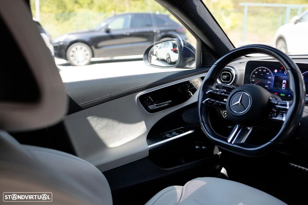 Mercedes-Benz C 300 e AMG Line - 29
