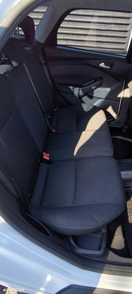 Ford Focus 1.5 TDCi DPF Start-Stopp-System Trend - 5