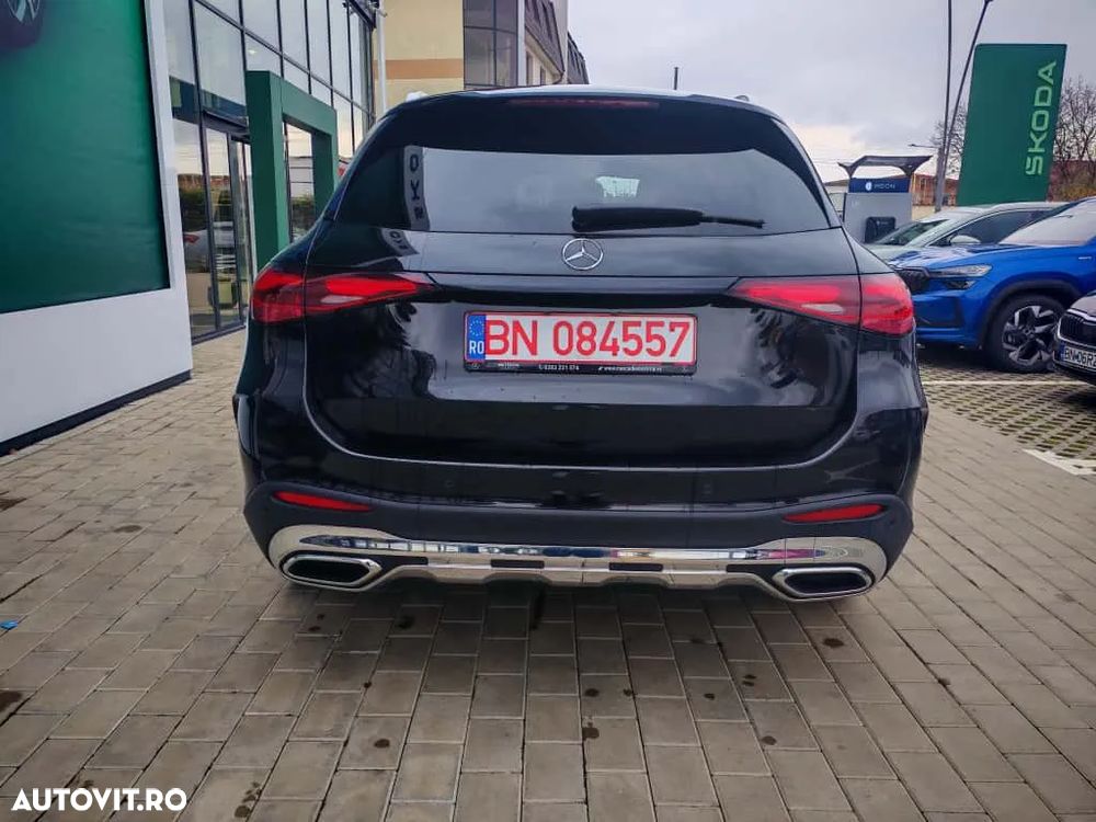 Mercedes-Benz GLC 300 4Matic 9G-TRONIC AMG Line Advanced - 6