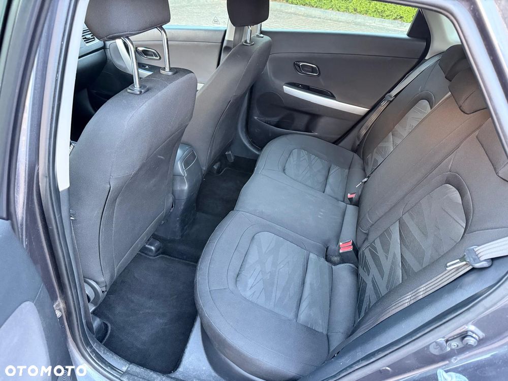 Kia Ceed 1.6 CRDi XL - 6
