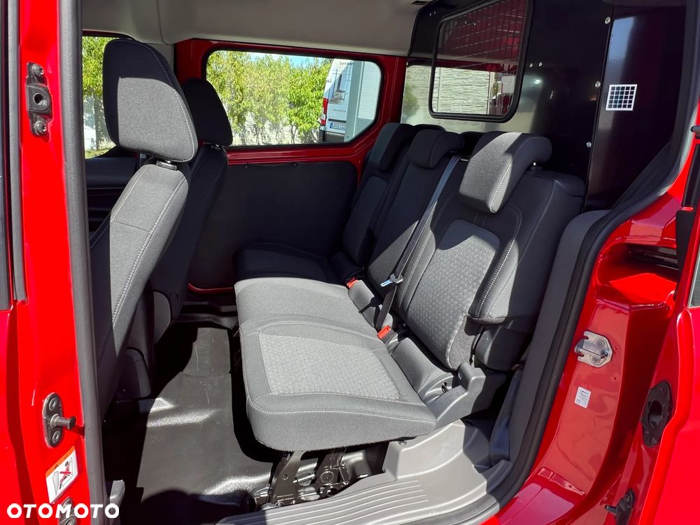 Ford Transit Connect - 12