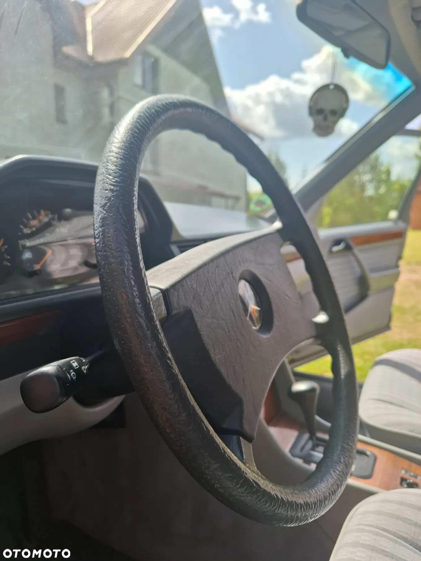 Mercedes-Benz W124 (1984-1993) - 12