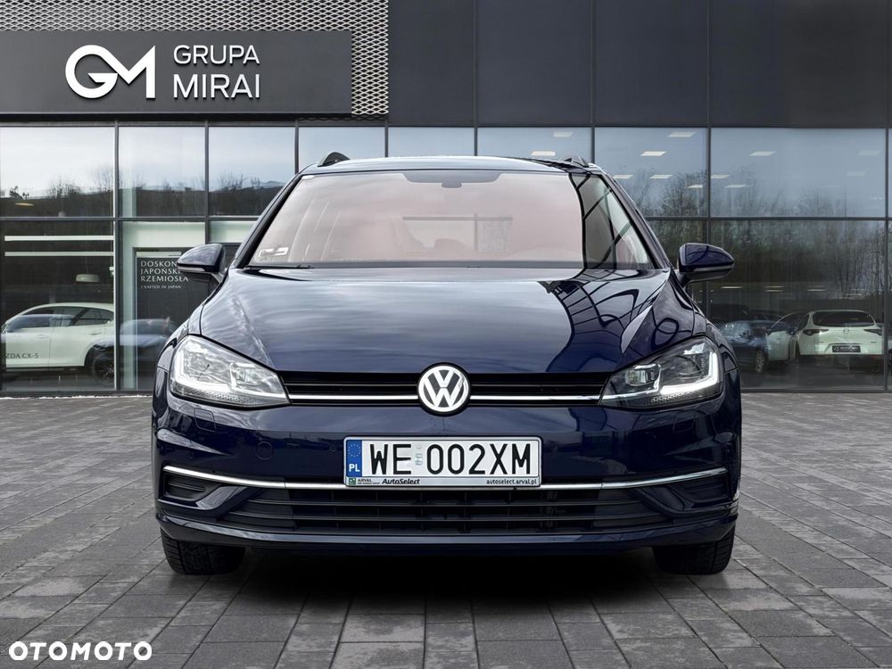 Volkswagen Golf - 8