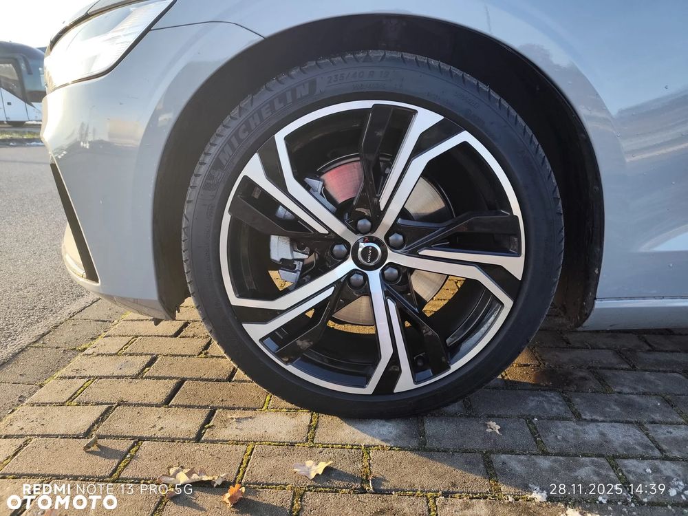 Volvo V60 B4 B Plus Dark - 22