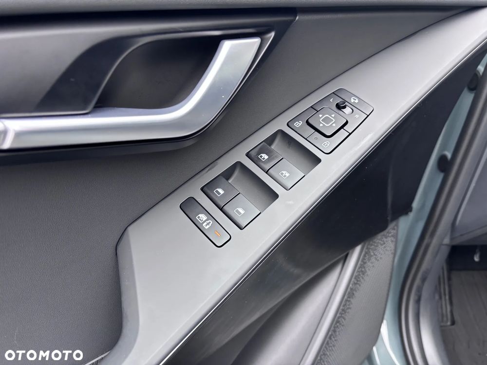 Kia Niro 1.6 GDI Hybrid L - 12