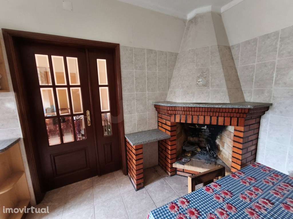 Moradia acolhedora, em aldeia tranquila e pronta a habitar - Grande imagem: 4/28