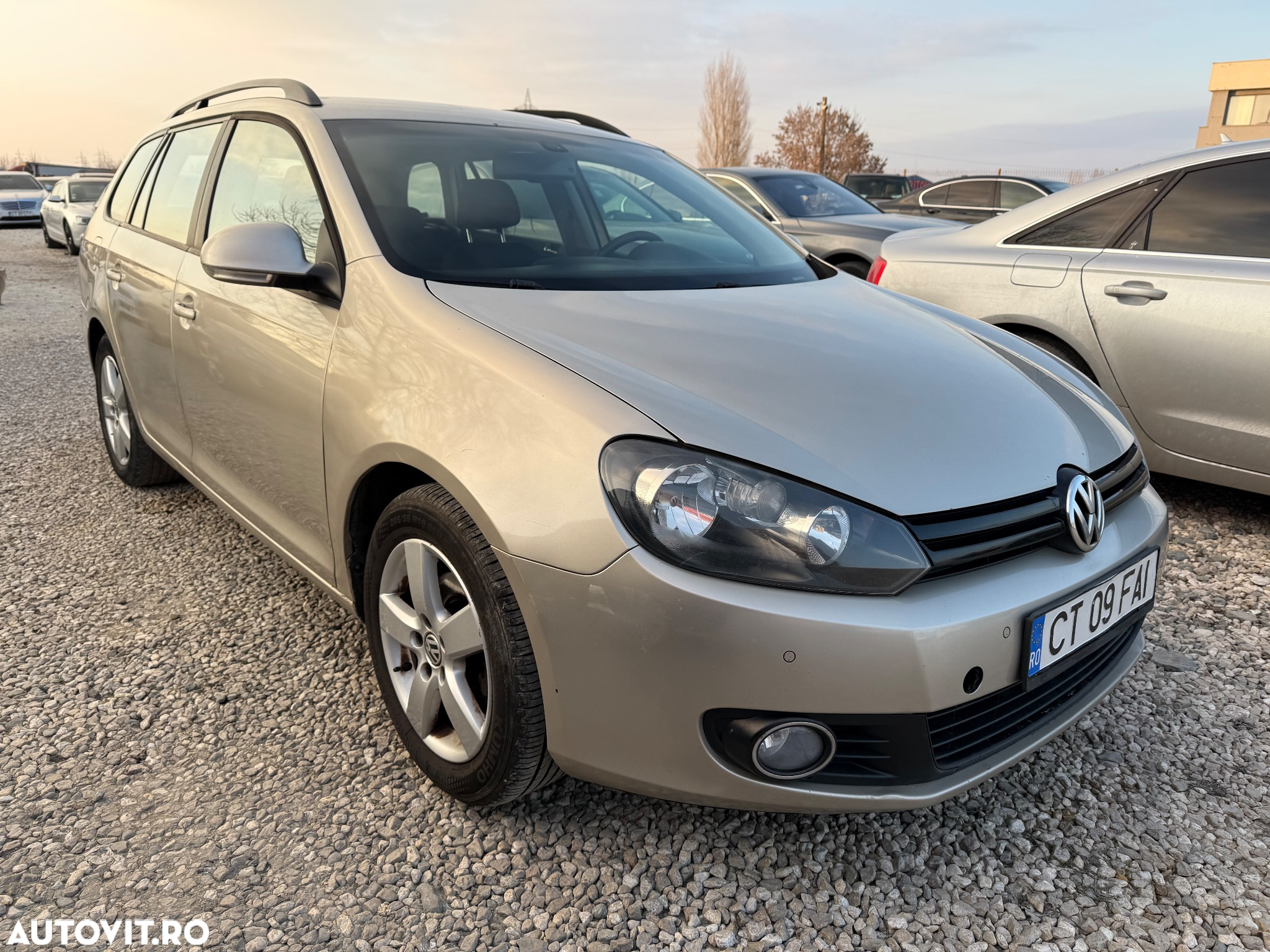 Volkswagen Golf Variant 1.6 TDI DPF Trendline - 13