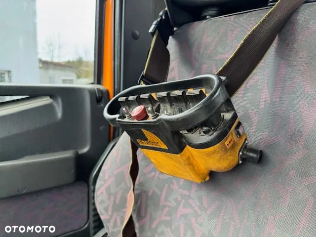 Iveco 190E31 EuroTrakker - 9