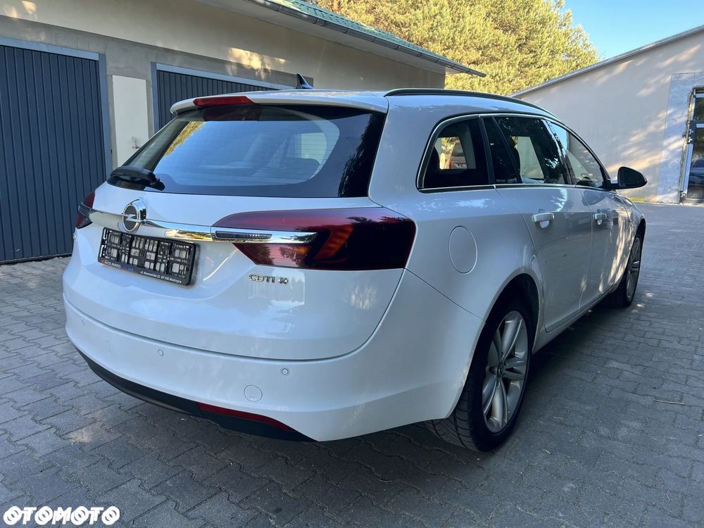 Opel Insignia - 15