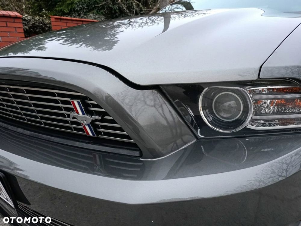 Ford Mustang 3.7 V6 Premium - 20