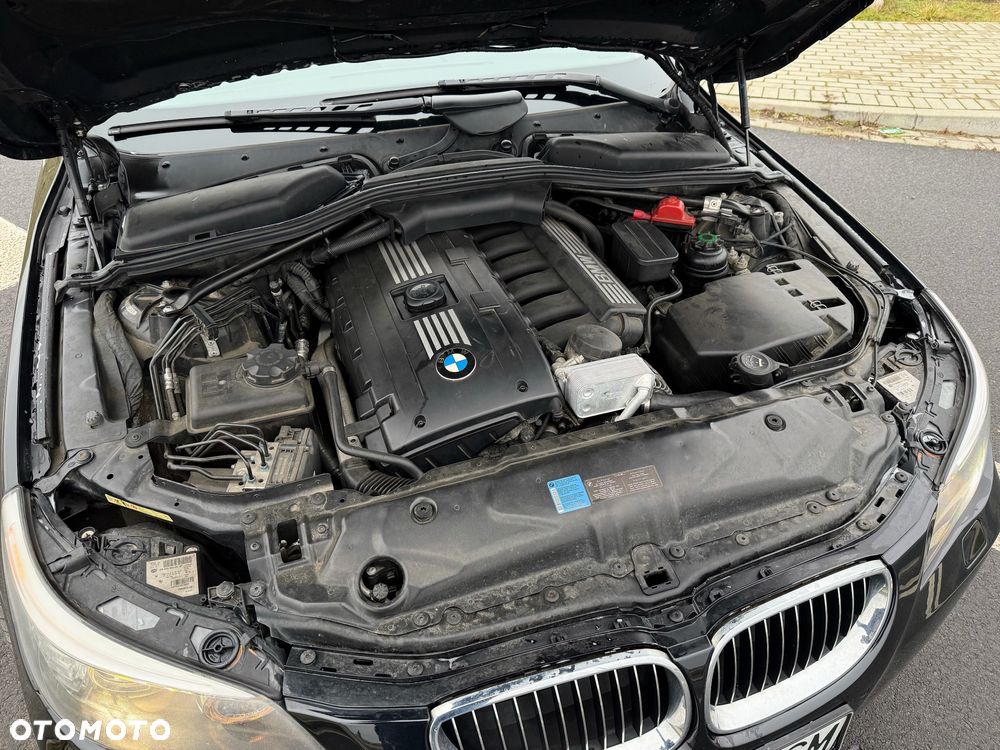 BMW Seria 5 525i Edition Exclusive - 9