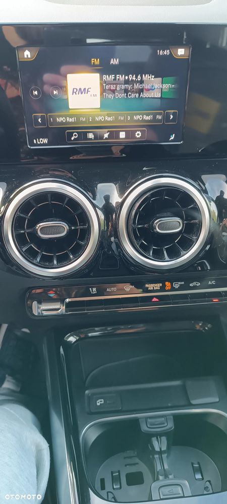 Mercedes-Benz Klasa B 180 7G-DCT Style - 30