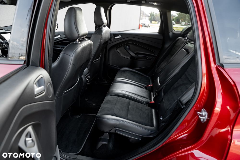 Ford Kuga 2.0 TDCi 4x4 ST-Line - 20