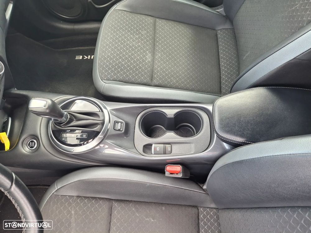 Nissan Juke 1.0 DIG-T N-Connecta NAV. DCT - 17