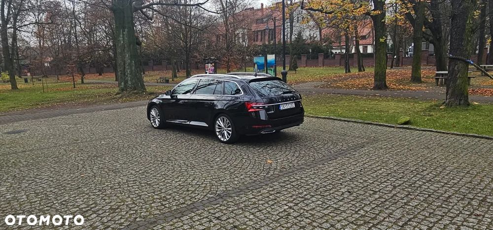 Skoda Superb 2.0 TDI SCR 4x4 L&K DSG - 11