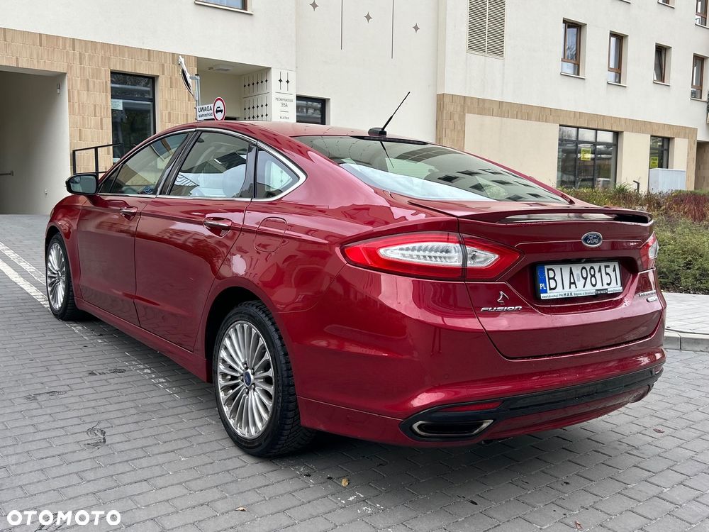 Ford Fusion 2.0 EcoBoost Titanium - 6