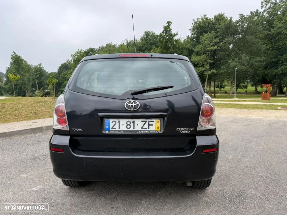 Toyota Corolla Verso - 6
