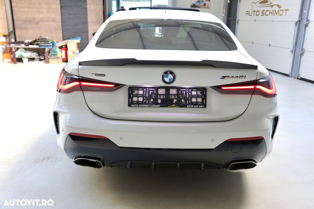 BMW M4 M440i xDrive AT MHEV - 4