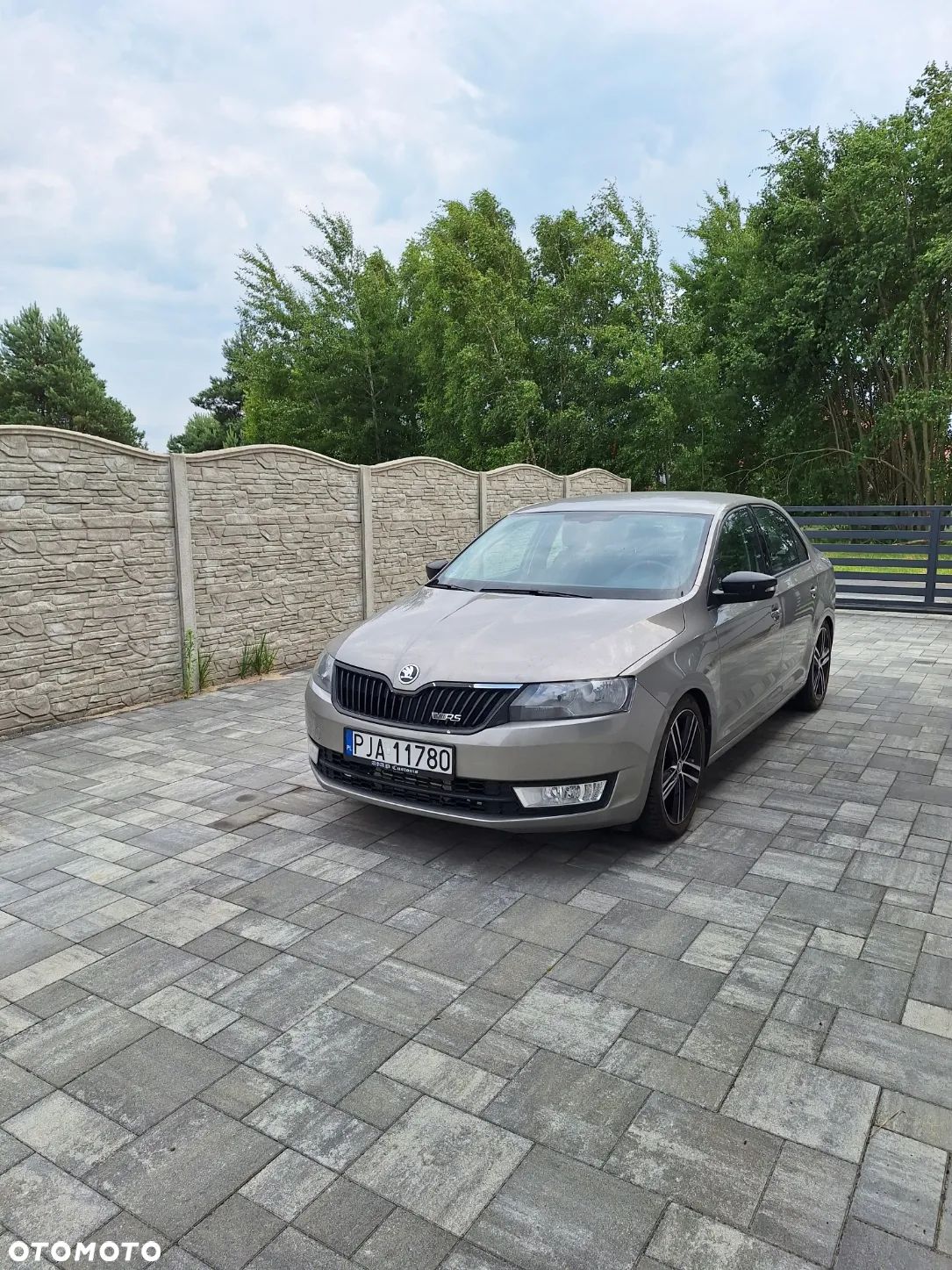 Skoda RAPID 1.2 TSI Active - 1