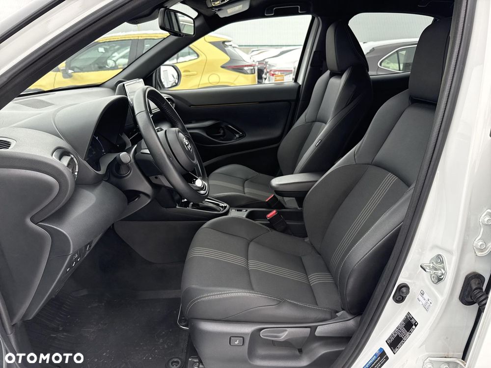 Toyota Yaris Cross Hybrid 1.5 Adventure - 13