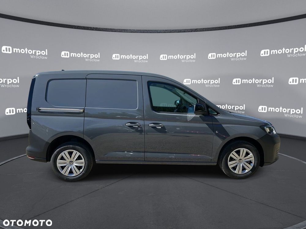 Volkswagen Caddy Cargo/benzyna 1,5 l TSI 116 KM manualna - 6
