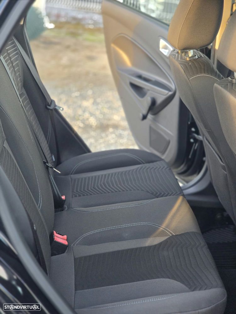 Ford Fiesta 1.0 T EcoBoost Titanium - 13