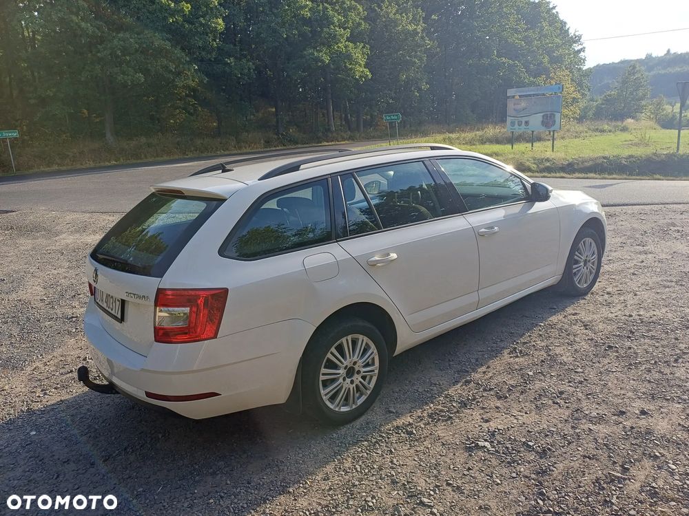 Skoda Octavia 1.6 TDI SCR Ambition - 7