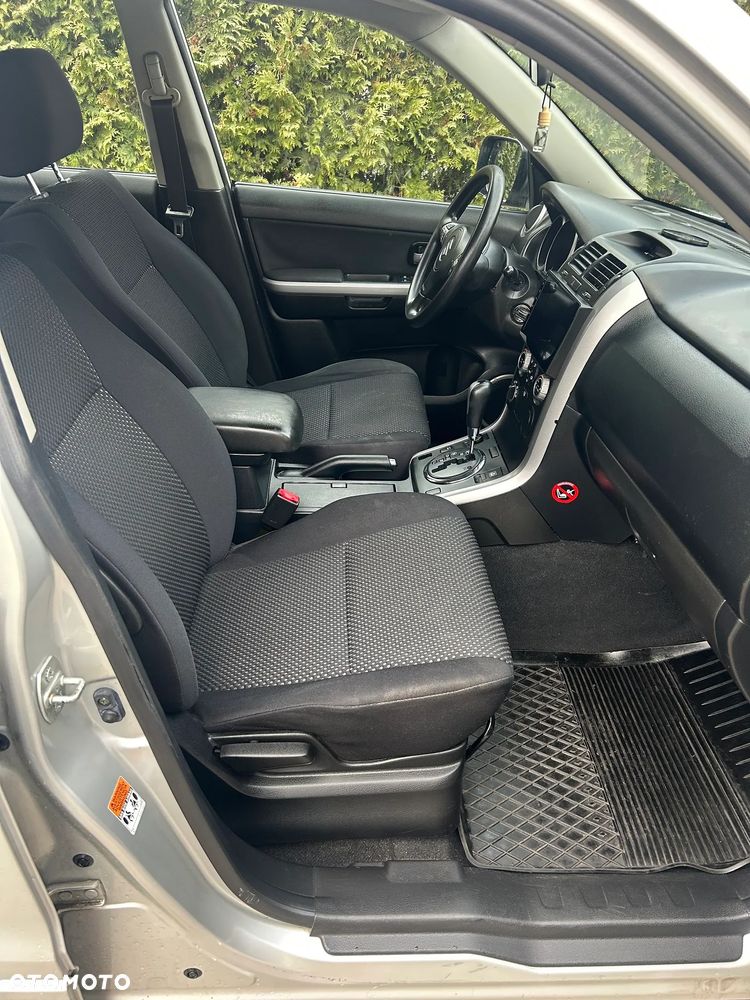 Suzuki Grand Vitara 2.0 De luxe - 5