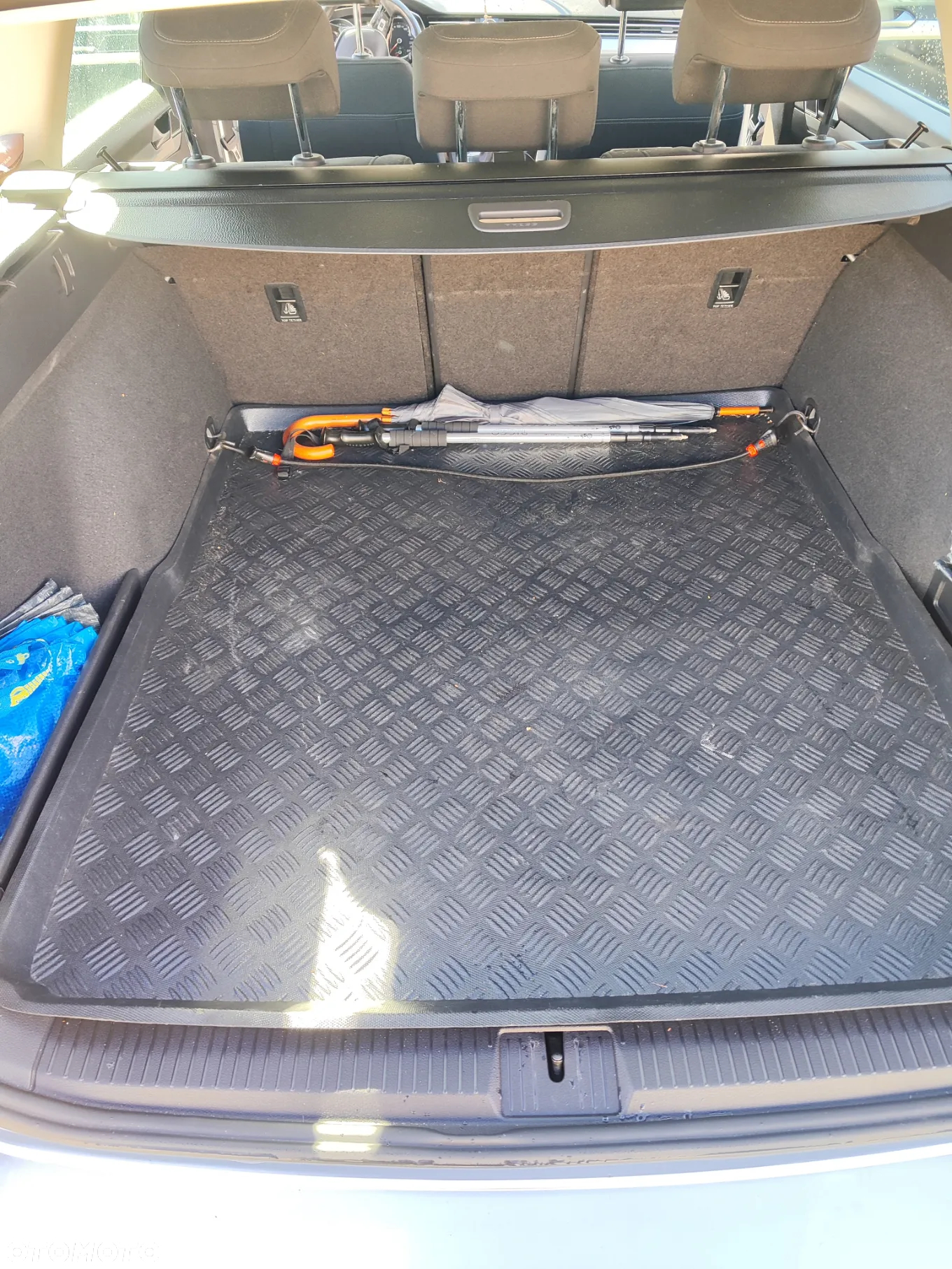 Volkswagen Passat Variant 2.0 TDI (BlueMotion Technology) Comfortline - 13