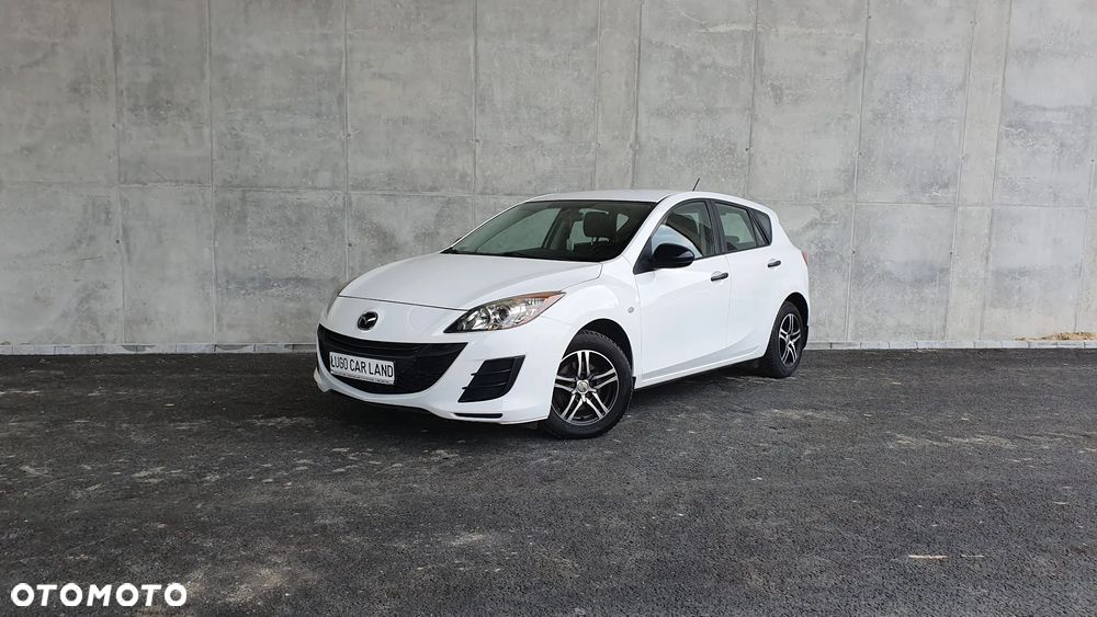 Mazda 3 1.6 Active + - 1