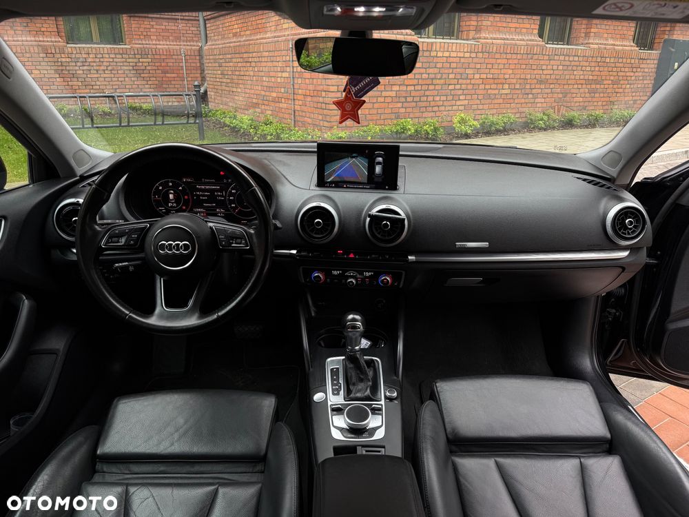 Audi A3 Sportback 1.6 TDI S tronic design - 11